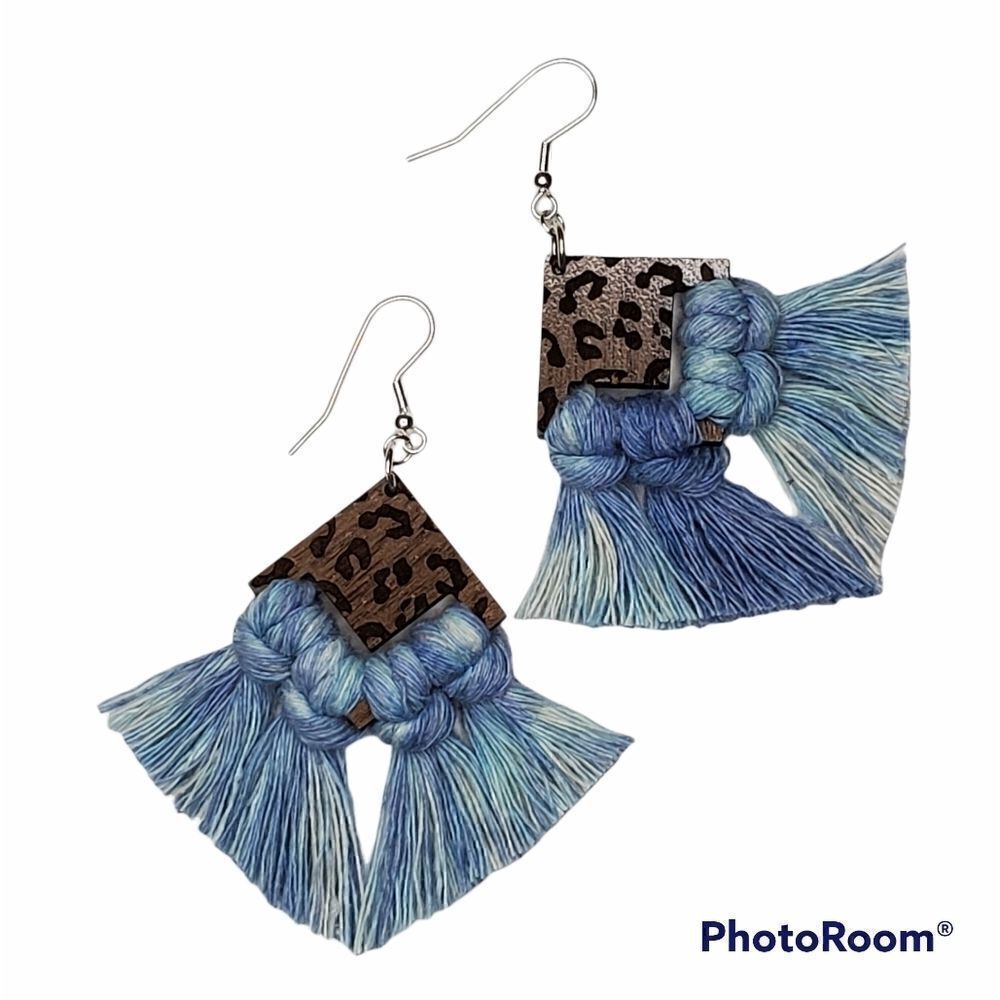 Ivy Mountain Crafter Cheetah Handmade Macrame Earrings - Tie Dye Blue